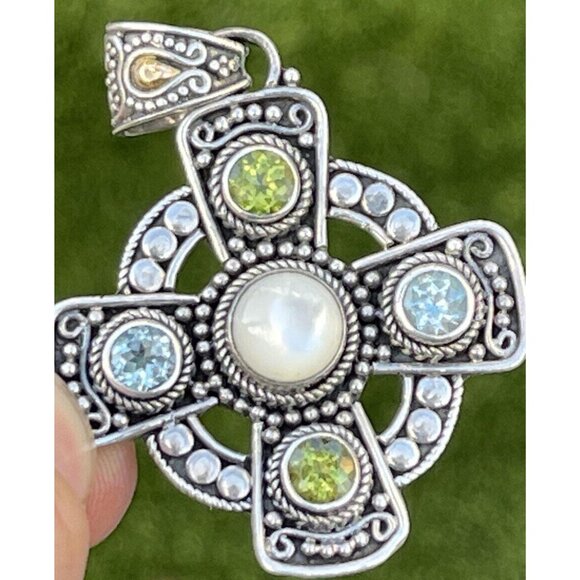 18k Gold and Sterling Silver Pendant Cross Bali Suarti Signed Topaz Peridot - Picture 3 of 7